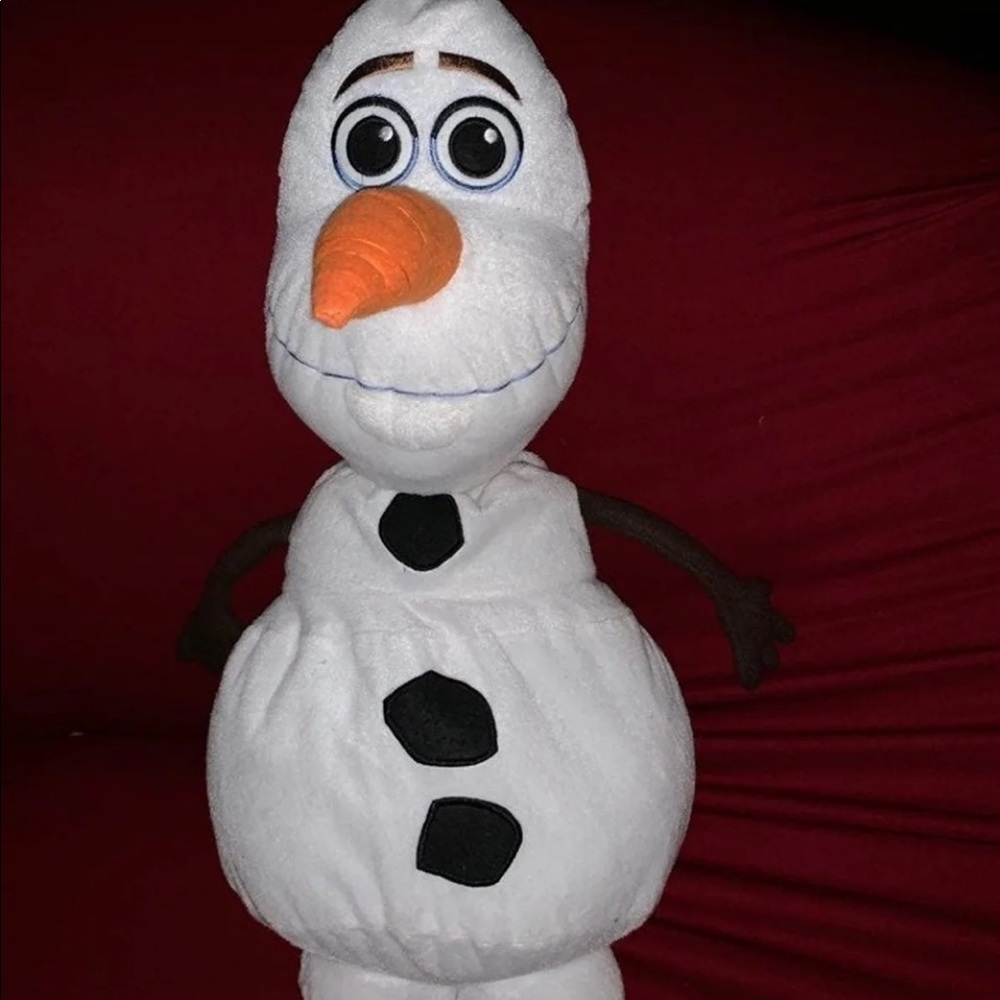 Olaf stuffed animal